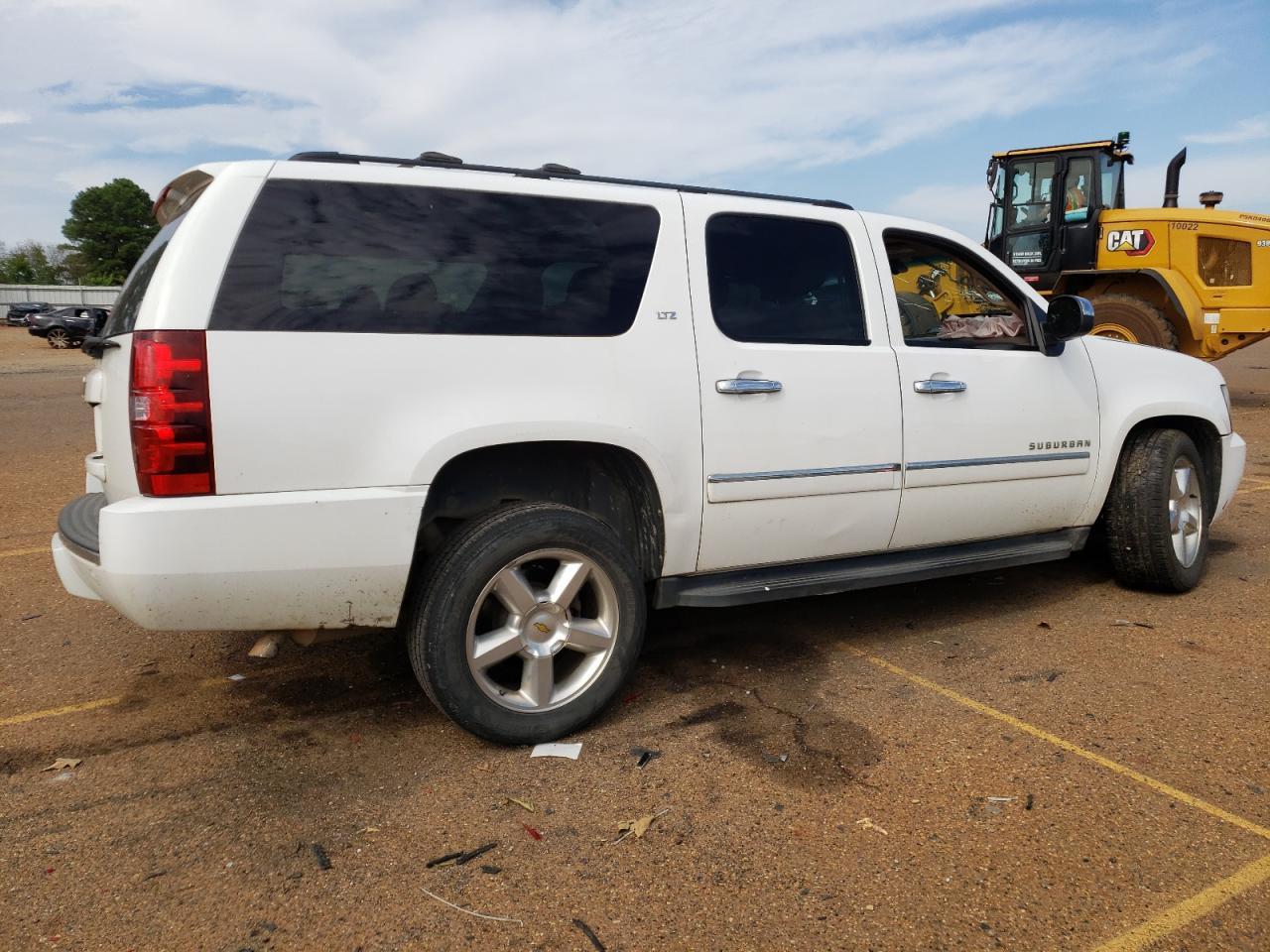 2013 CHEVROLET Suburban
