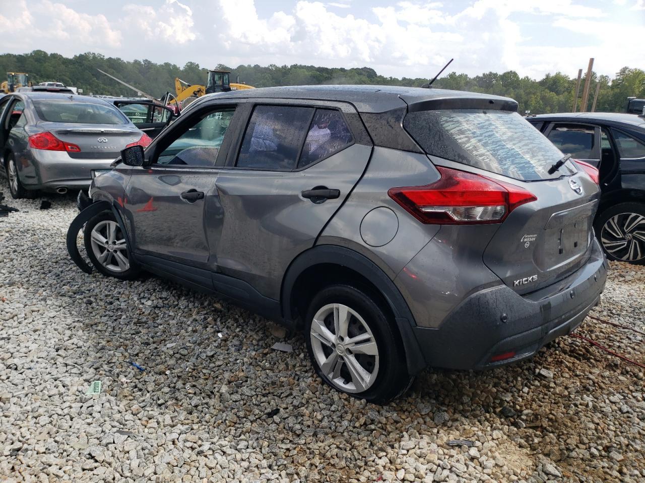 2020 NISSAN KICKS