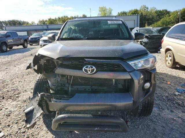 Toyota 4-Runner 2016 Base Grade