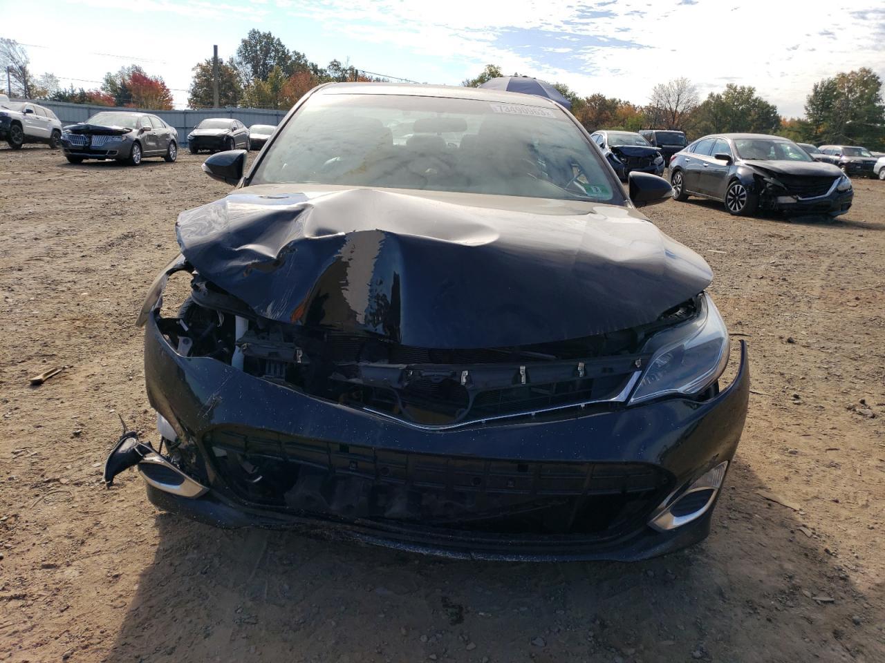 2015 TOYOTA Avalon