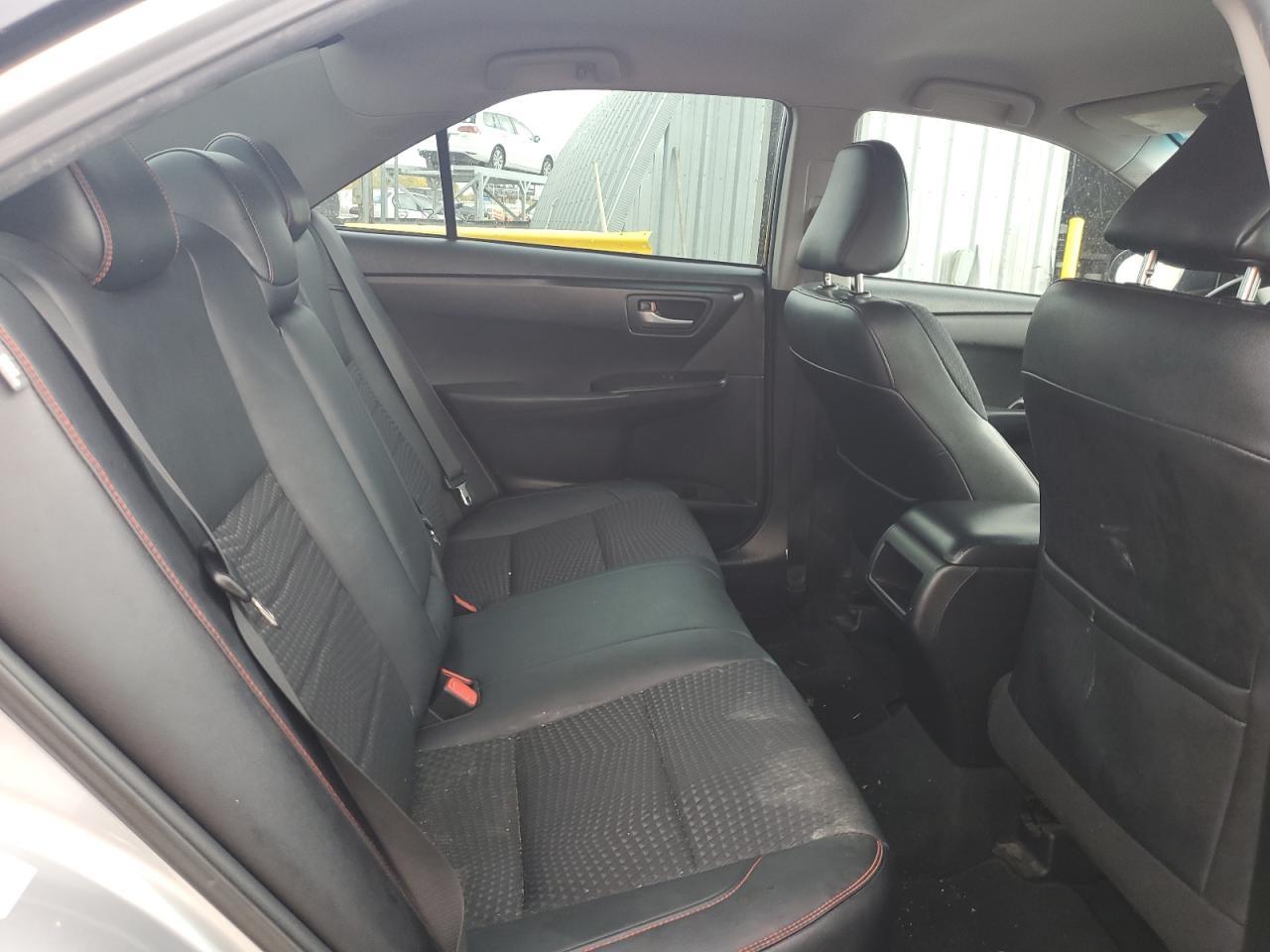 2015 TOYOTA CAMRY