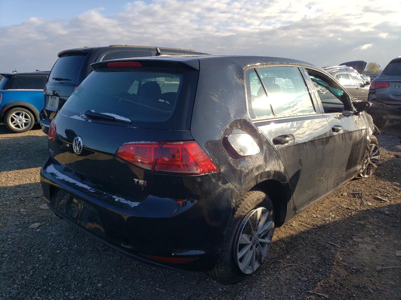 2016 VOLKSWAGEN GOLF