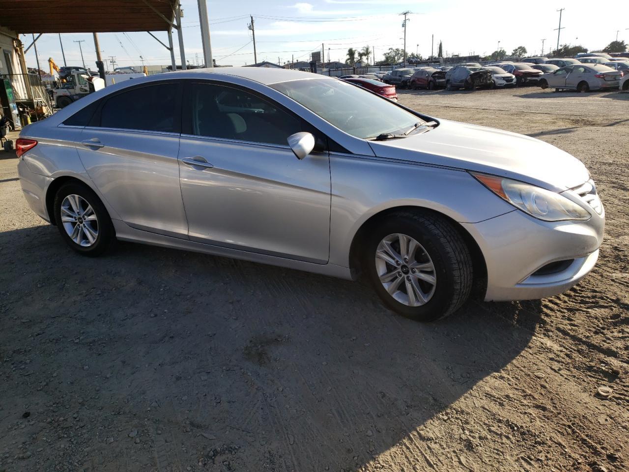 2012 HYUNDAI SONATA