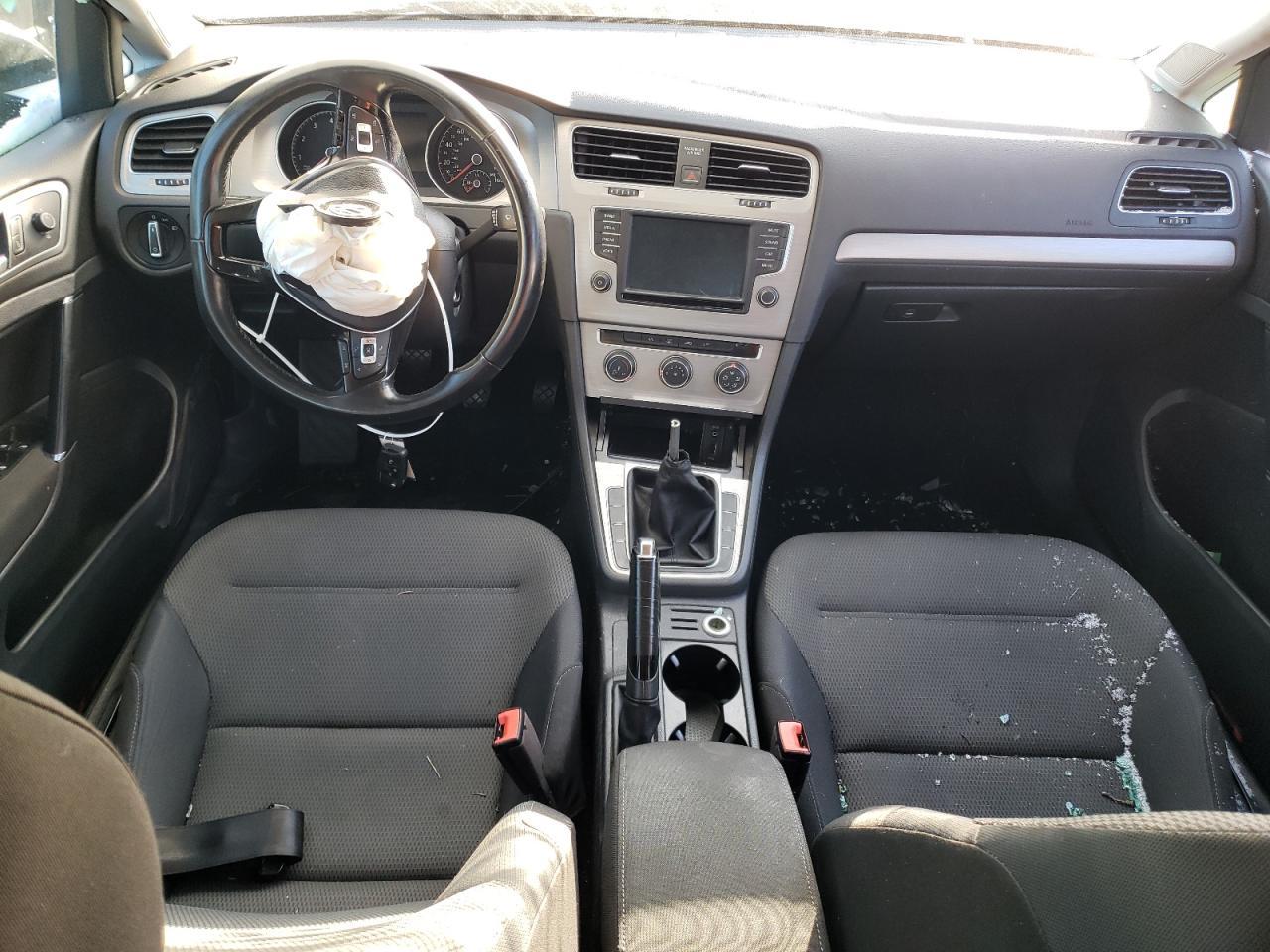 2016 VOLKSWAGEN GOLF