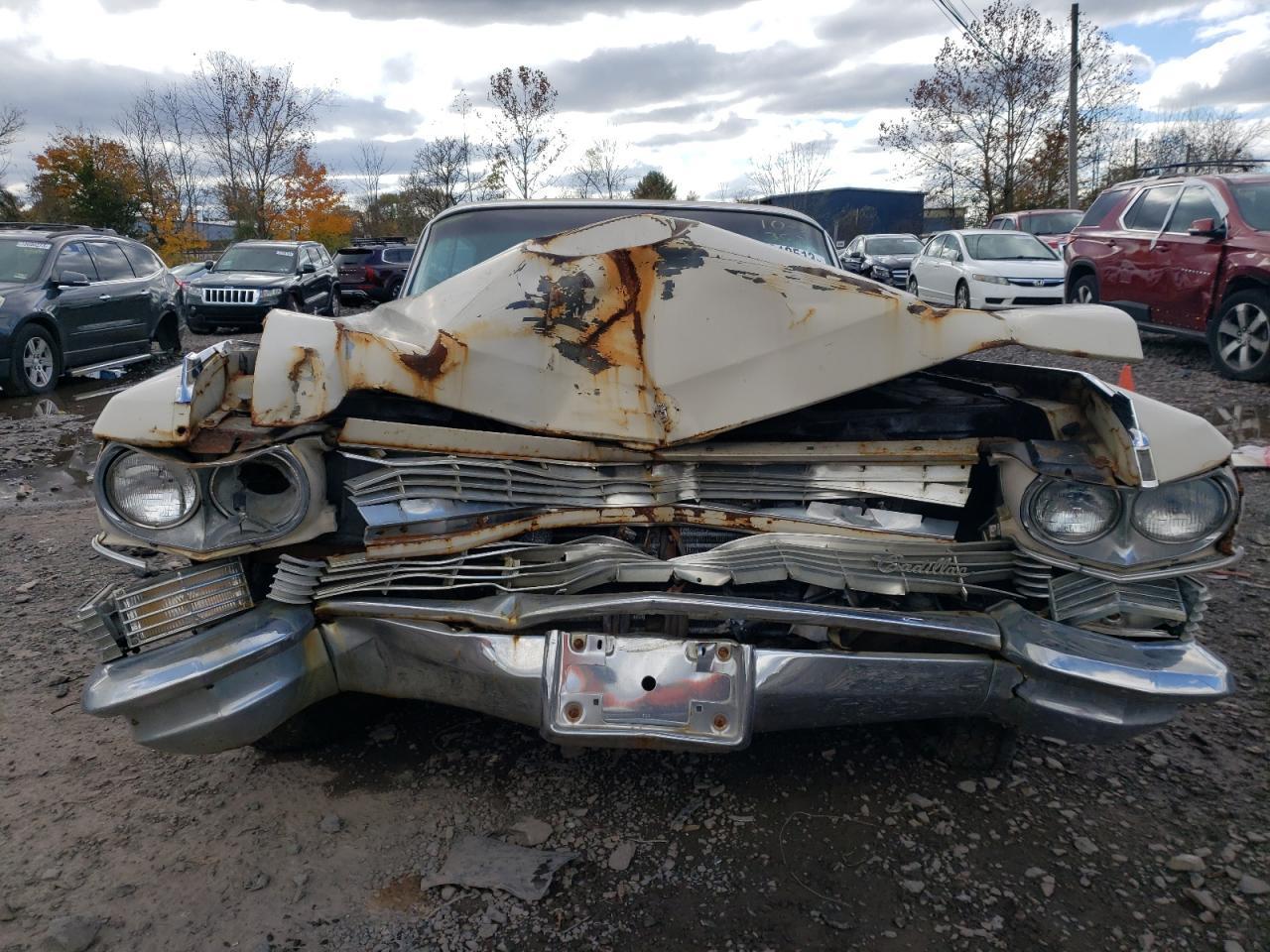 1964 CADILLAC Deville