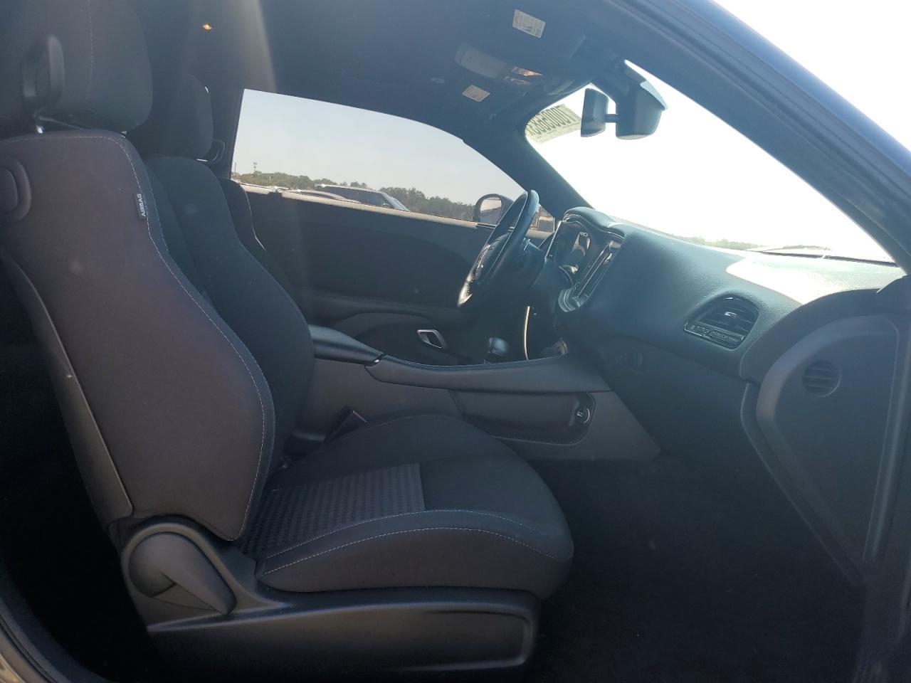 2019 DODGE Challenger