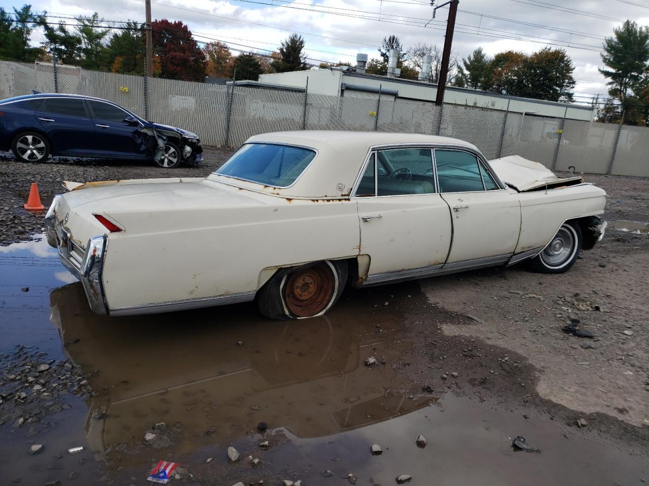 1964 CADILLAC Deville