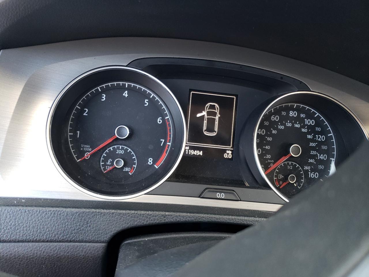 2016 VOLKSWAGEN GOLF