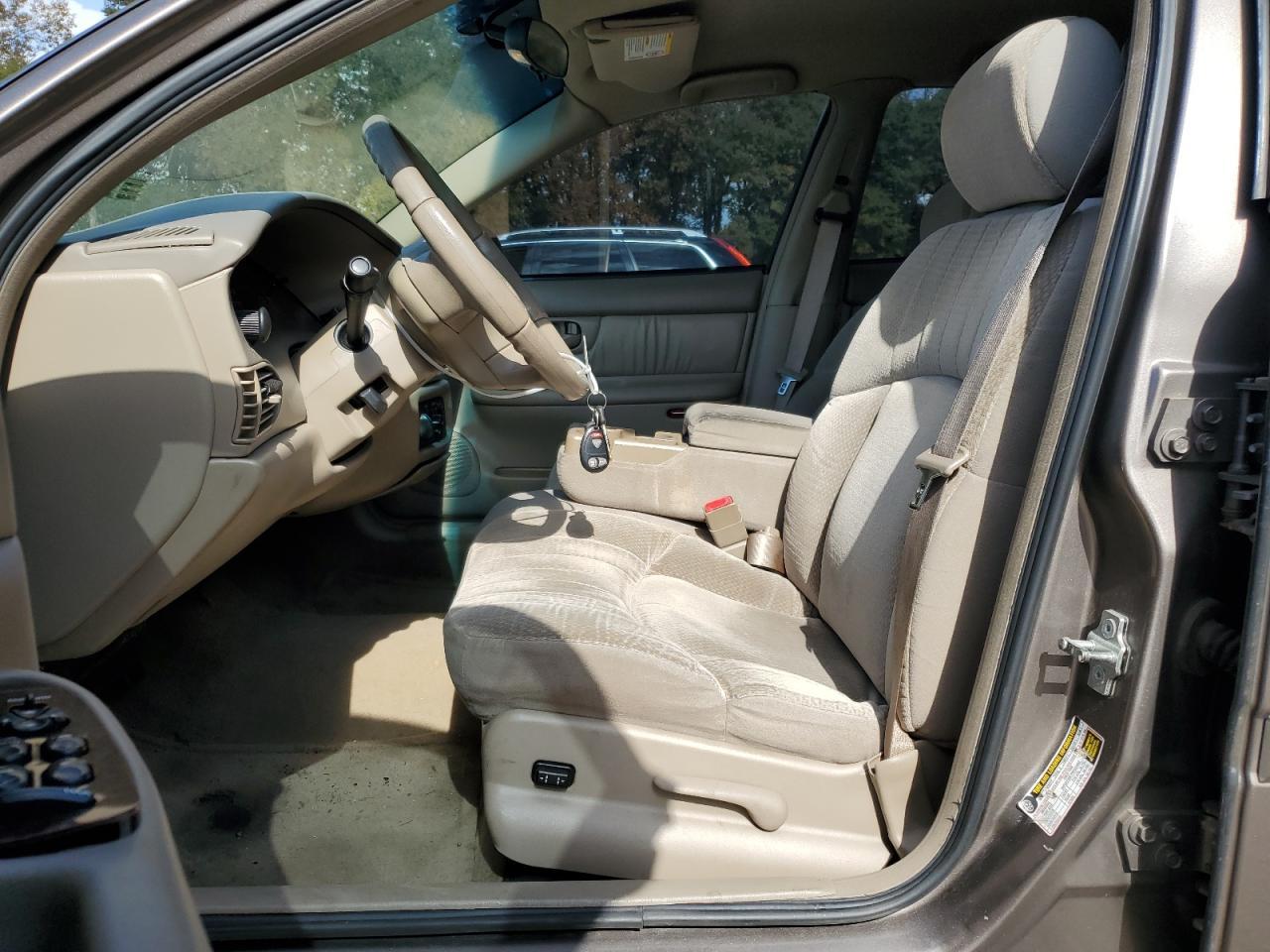 2004 BUICK Century