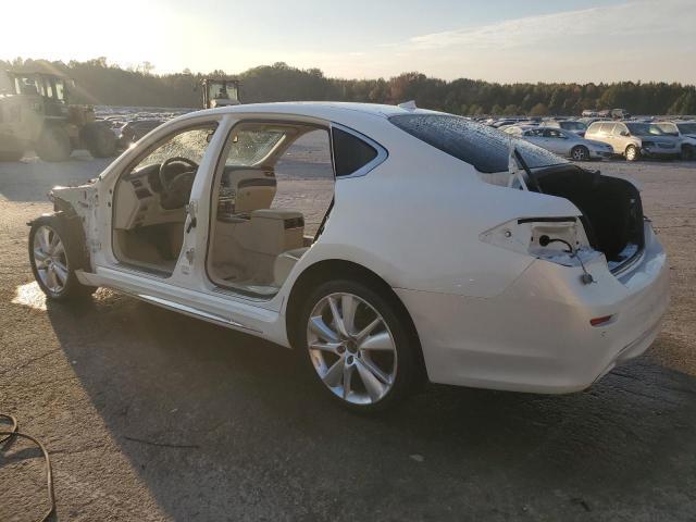 Infiniti Q70L 2015 