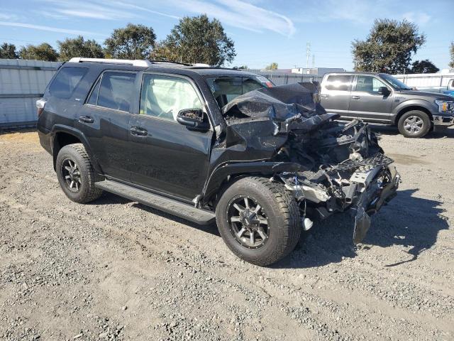 Toyota 4-Runner 2015 Base Grade