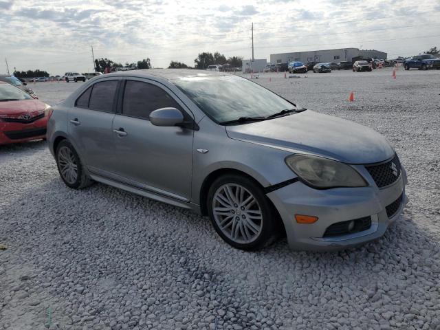 Suzuki Kizashi 2011 