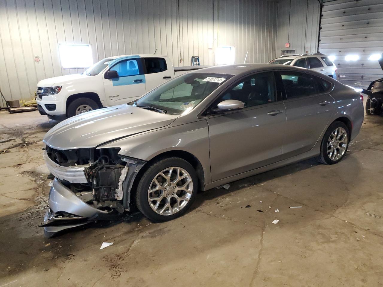 2016 CHRYSLER 200