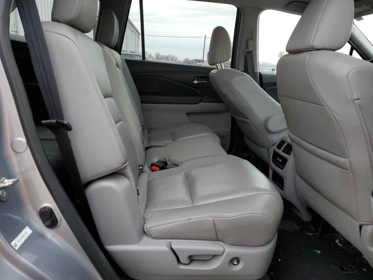 2016 HONDA PILOT