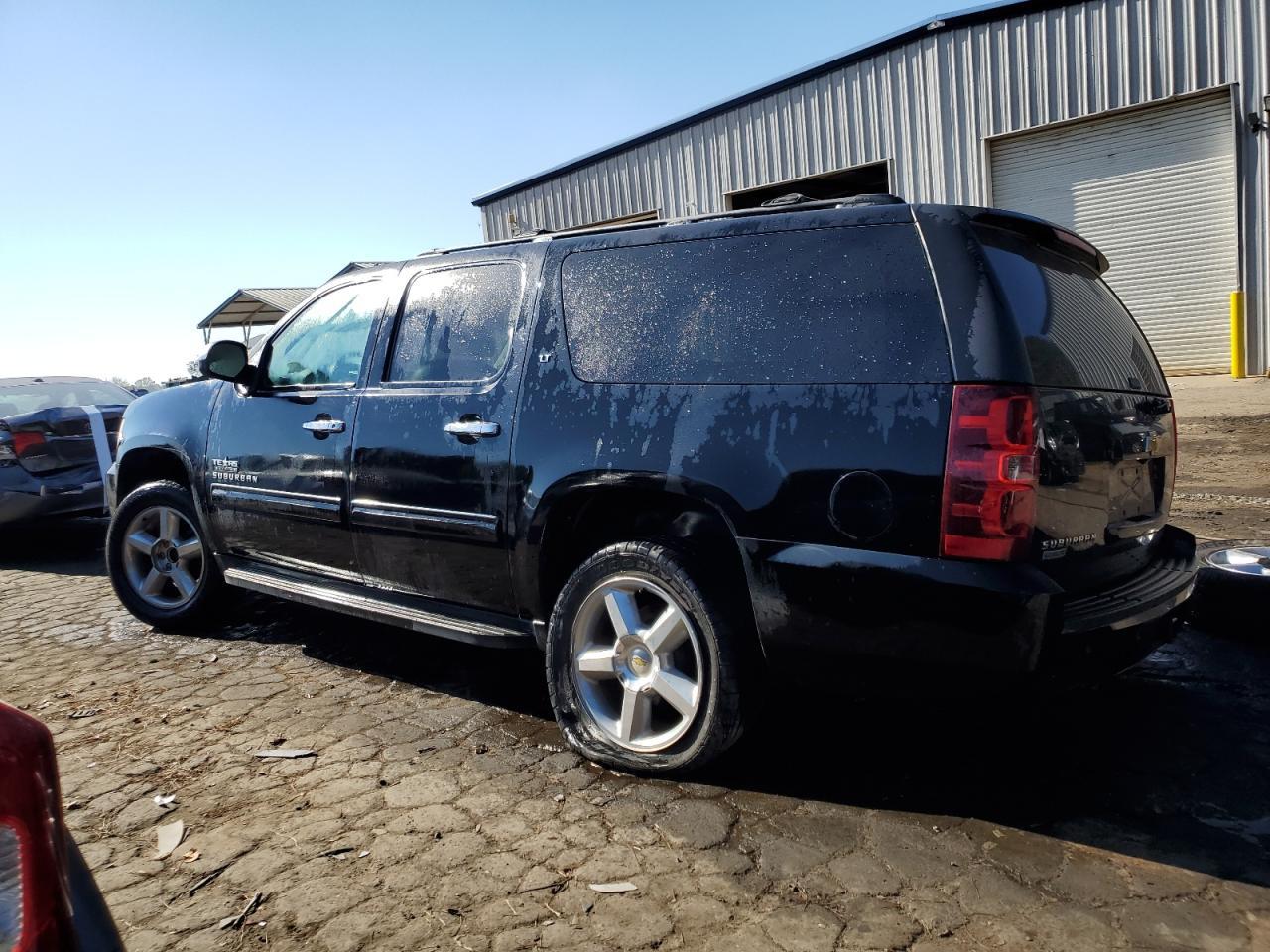 2014 CHEVROLET Suburban