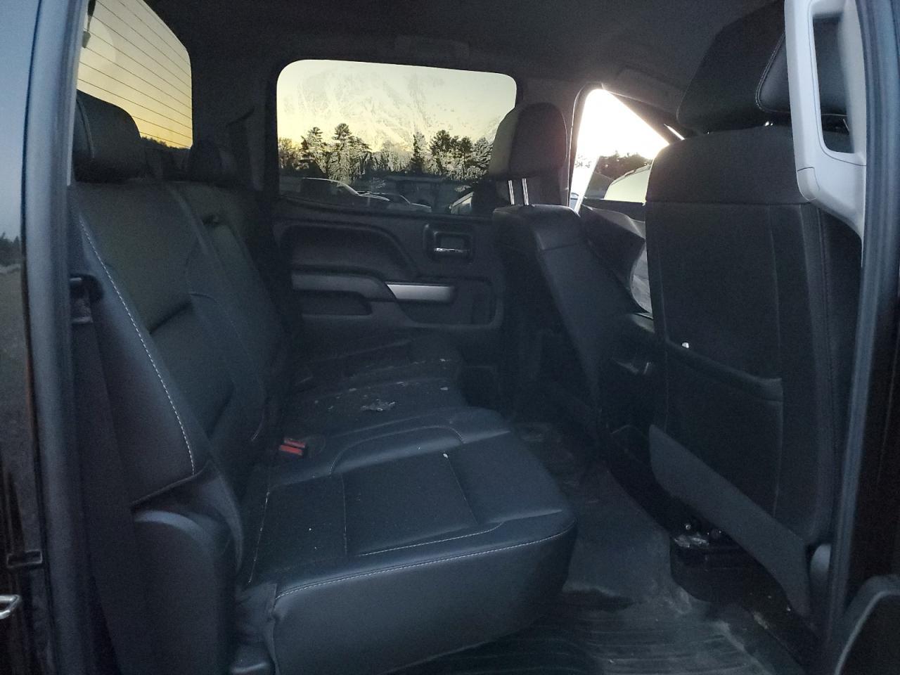 2018 CHEVROLET Silverado