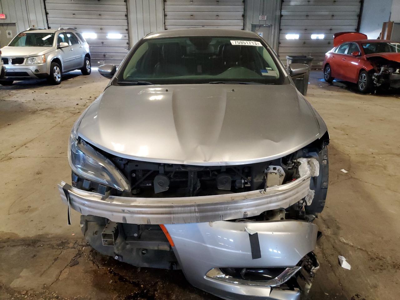 2016 CHRYSLER 200