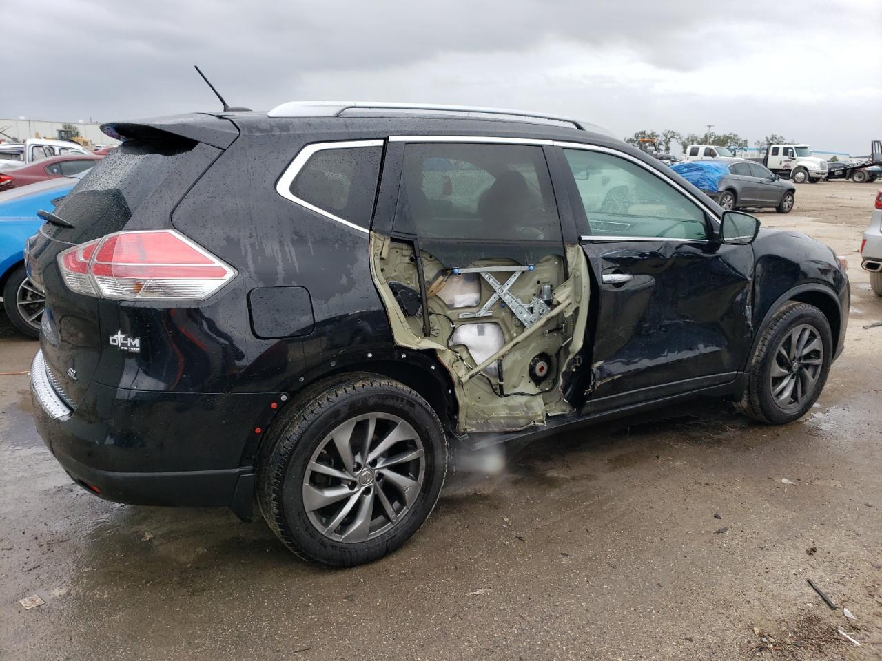 2015 NISSAN ROGUE