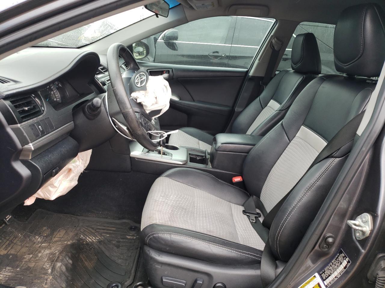 2014 TOYOTA CAMRY