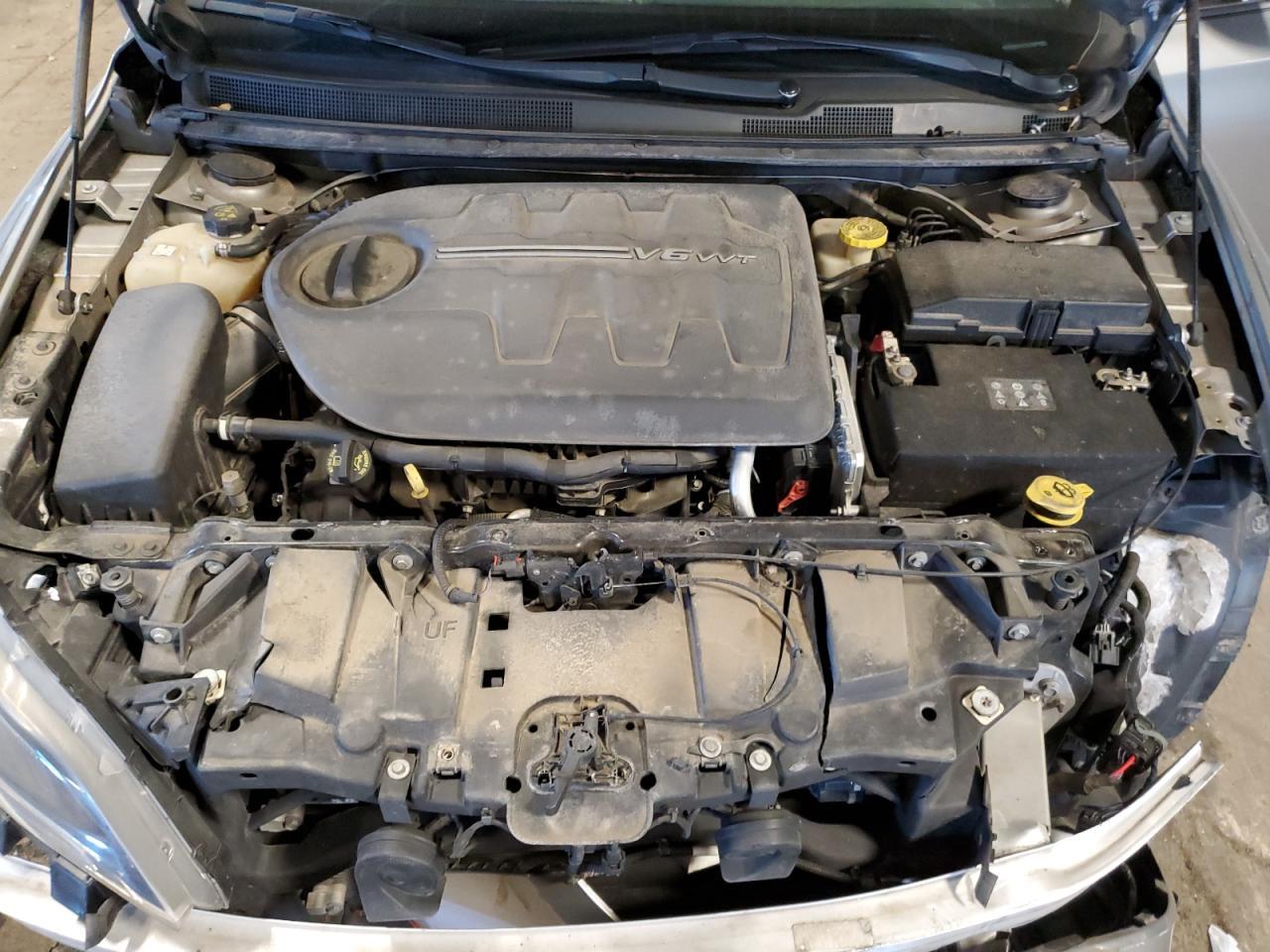 2016 CHRYSLER 200