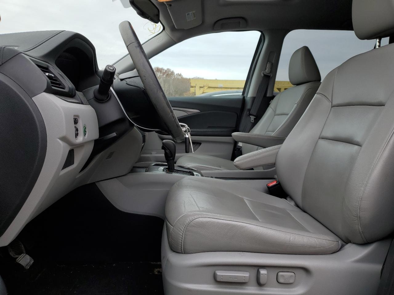 2016 HONDA PILOT