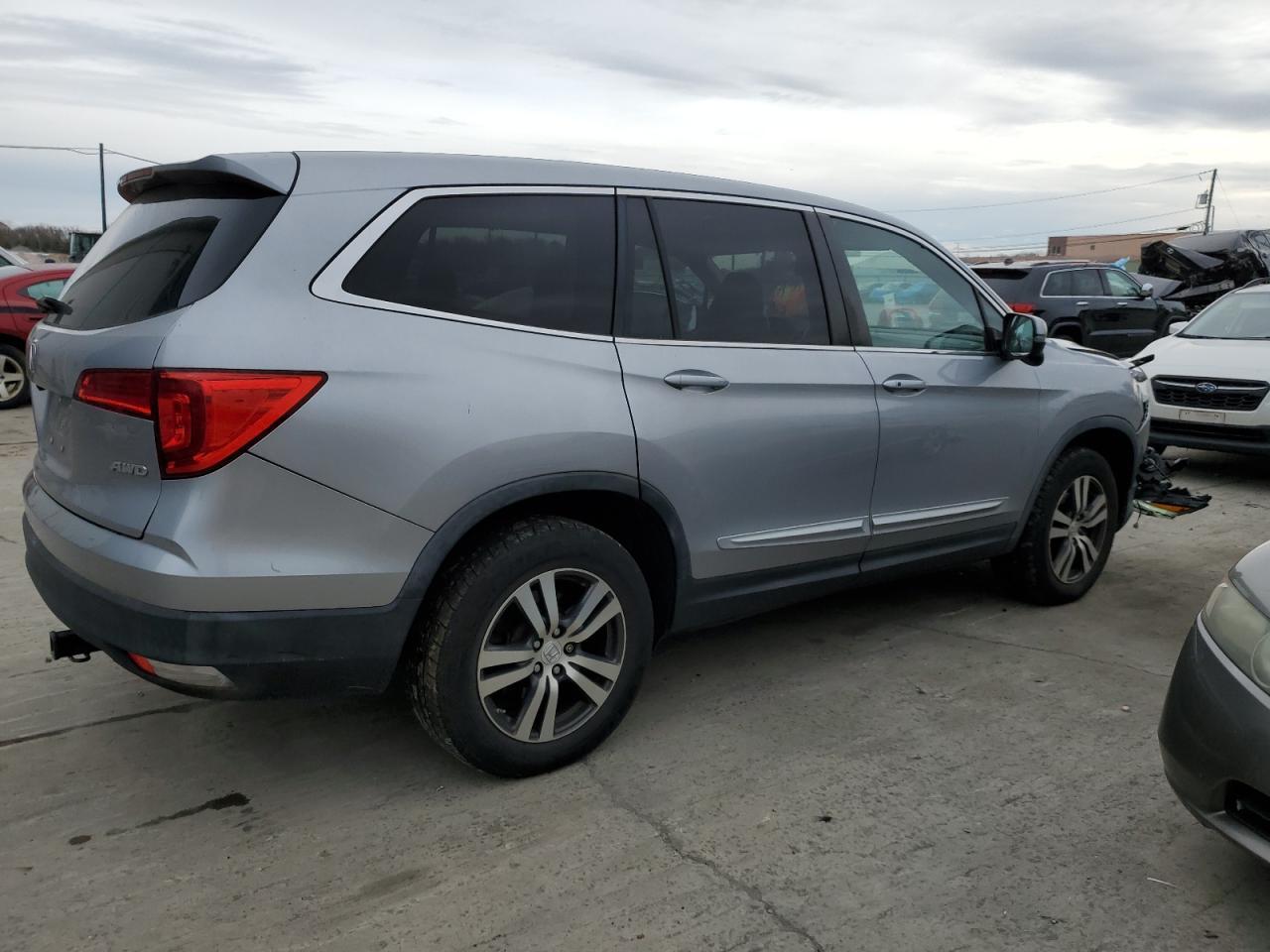 2016 HONDA PILOT