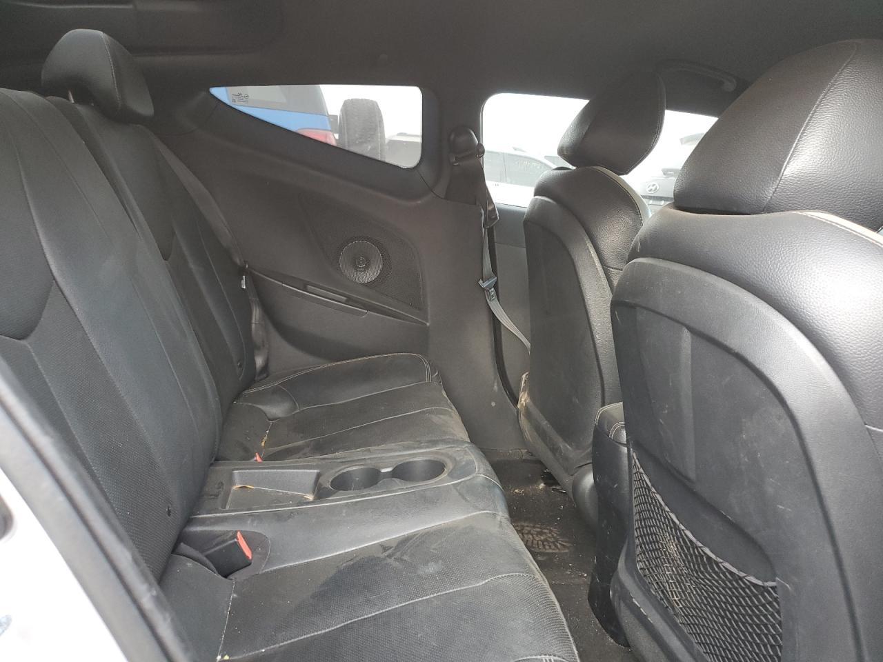 2016 HYUNDAI VELOSTER