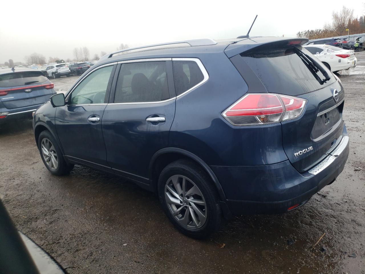 2015 NISSAN ROGUE