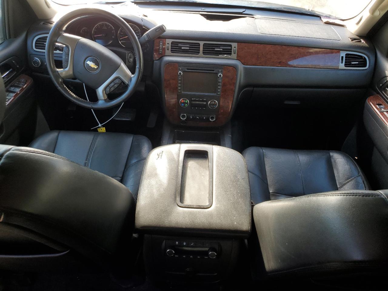2014 CHEVROLET Suburban