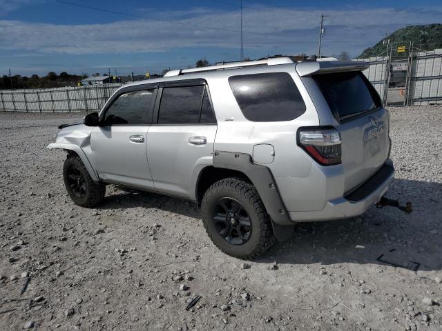 Toyota 4-Runner 2016 Base Grade