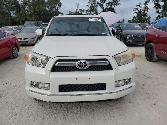 Toyota 4-Runner 2013 Wagon body style