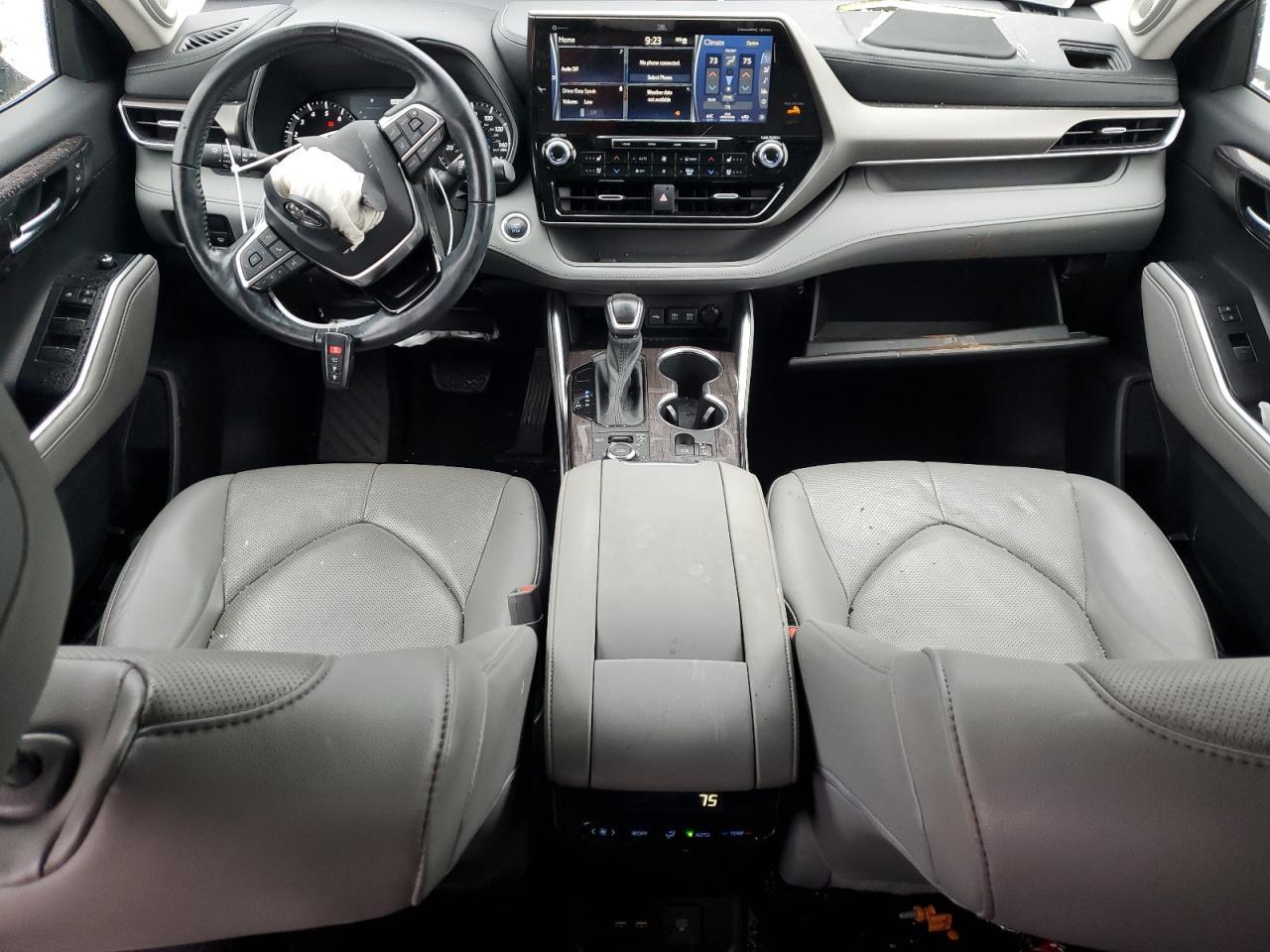 2020 TOYOTA HIGHLANDER
