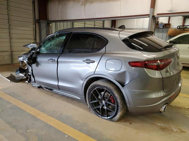 Alfa Romeo Stelvio 2021 