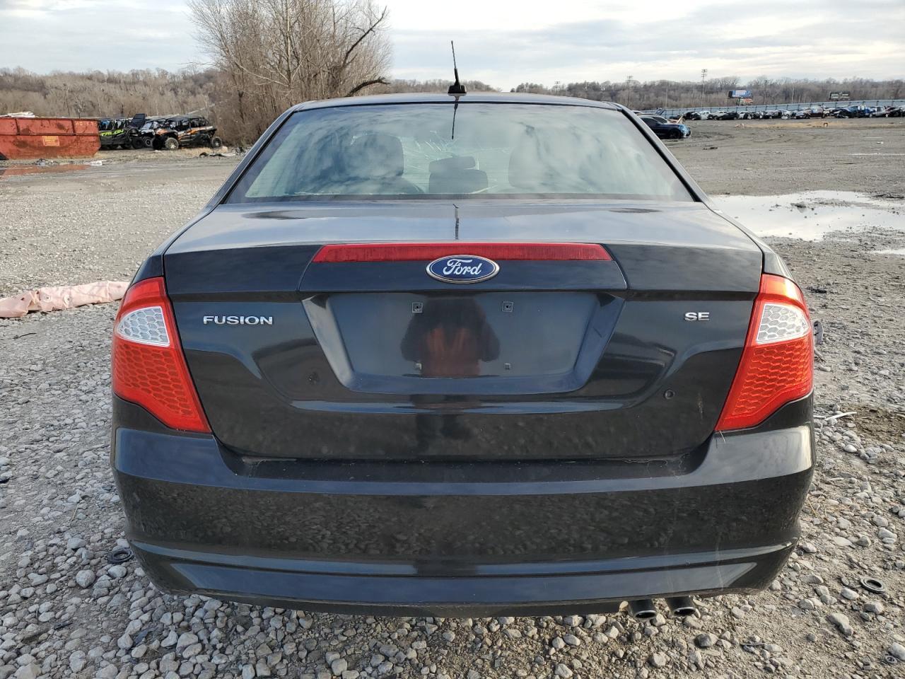 2011 FORD FUSION
