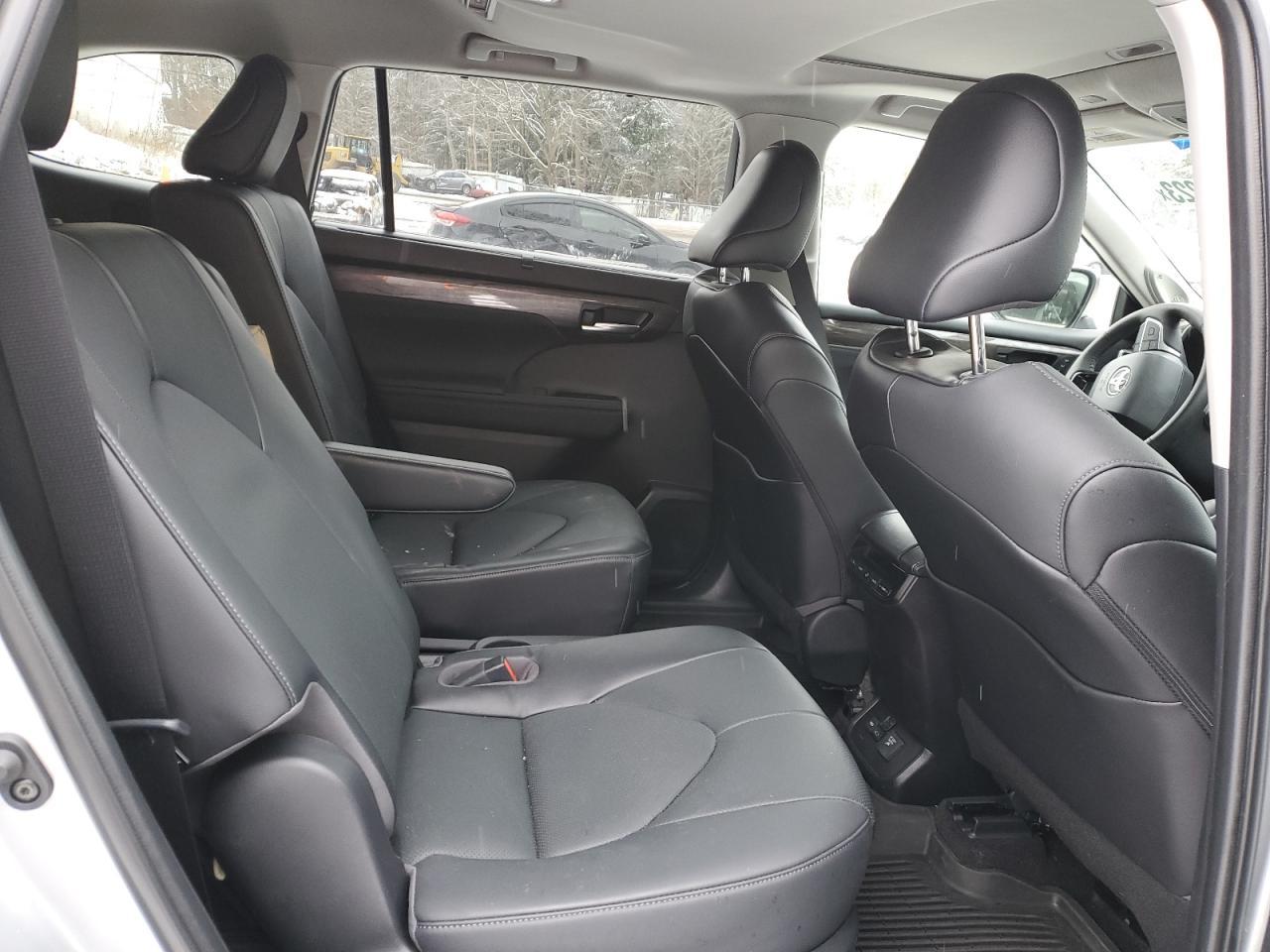 2023 TOYOTA HIGHLANDER