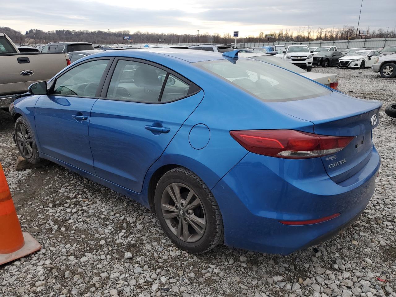 2017 HYUNDAI ELANTRA