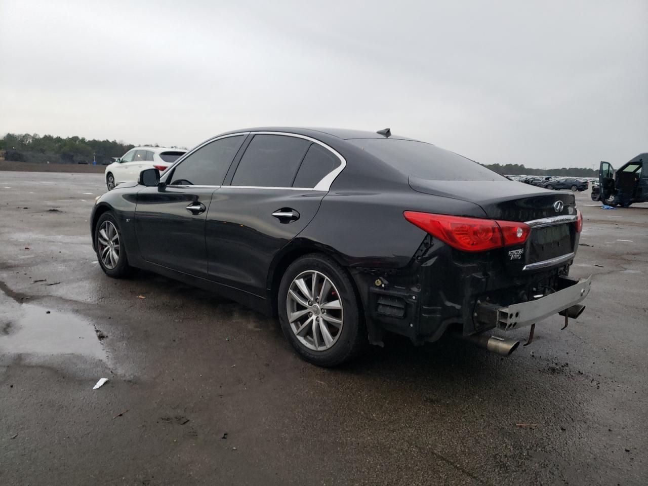 2015 INFINITI Q50