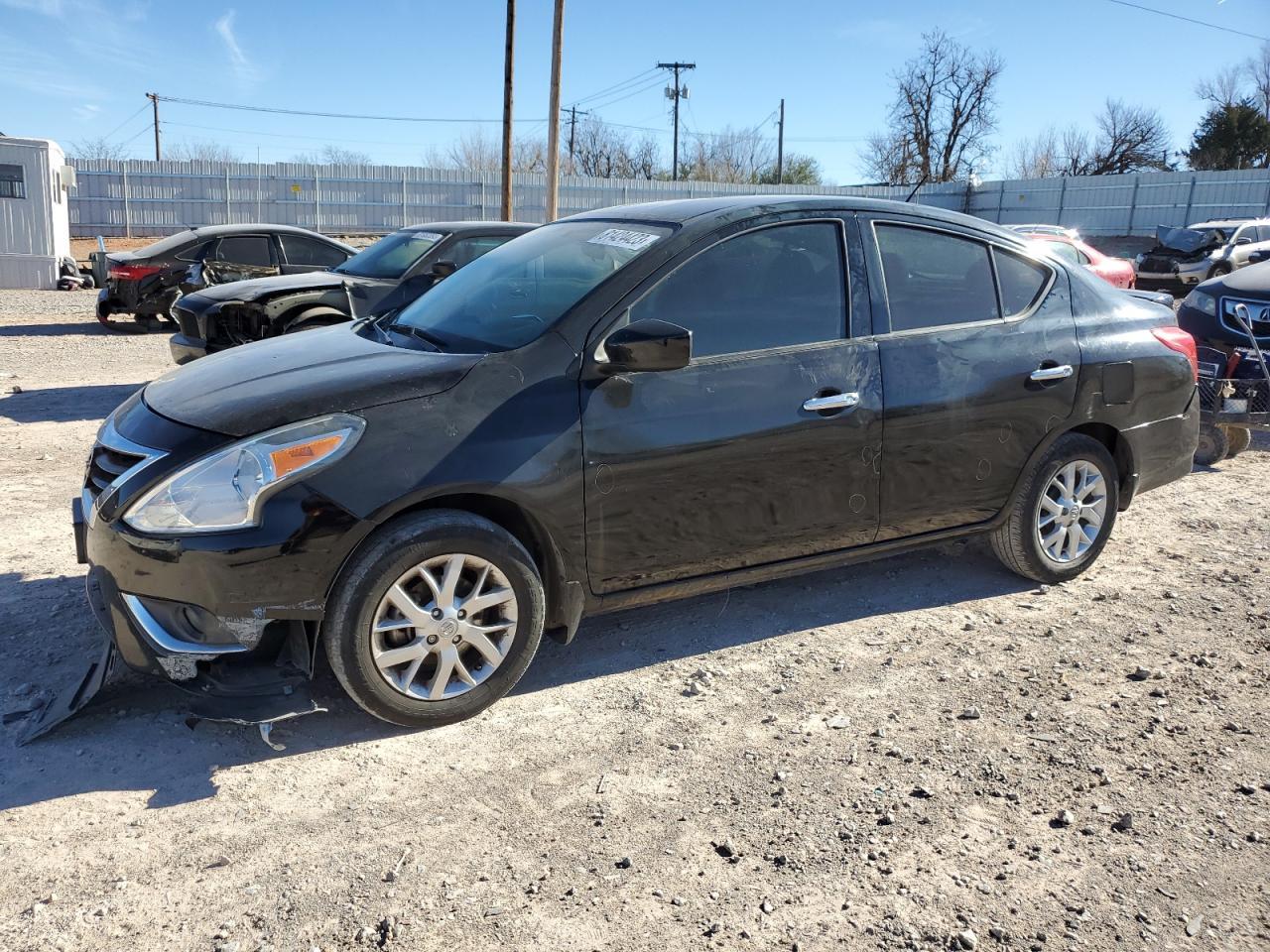 2017 NISSAN VERSA