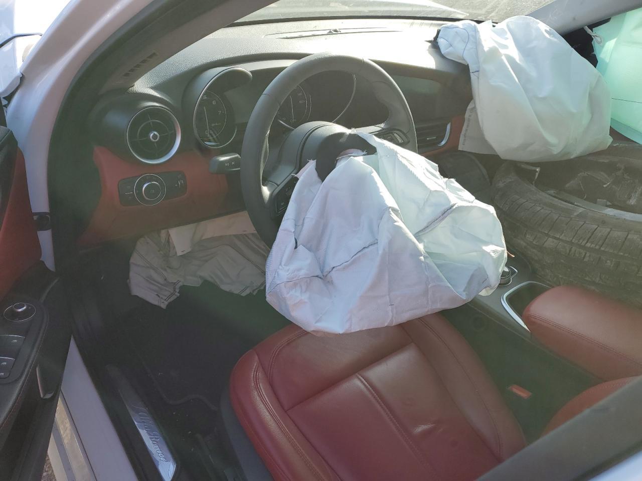 2021 ALFA ROMEO Giulia
