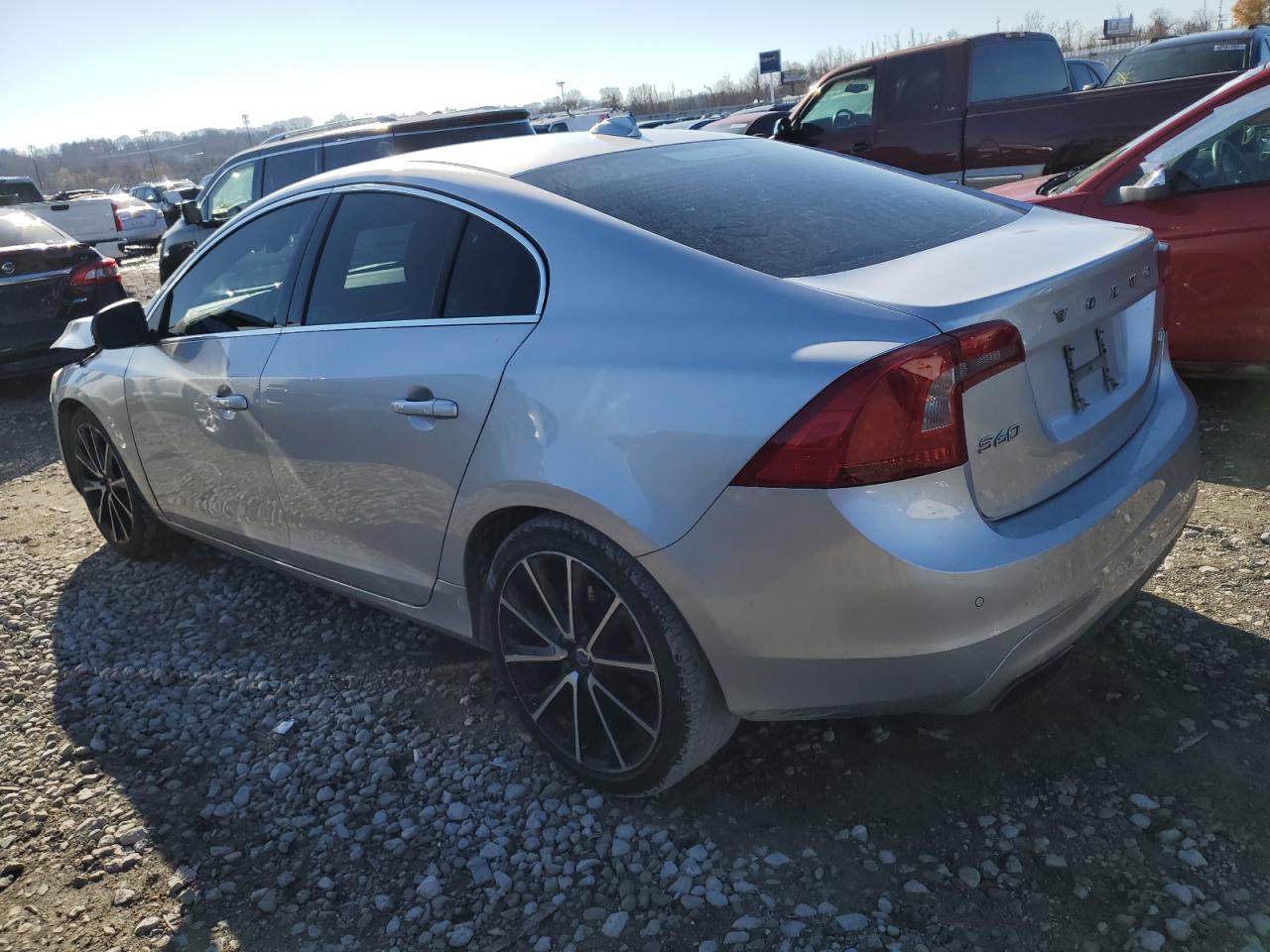 2016 VOLVO S60