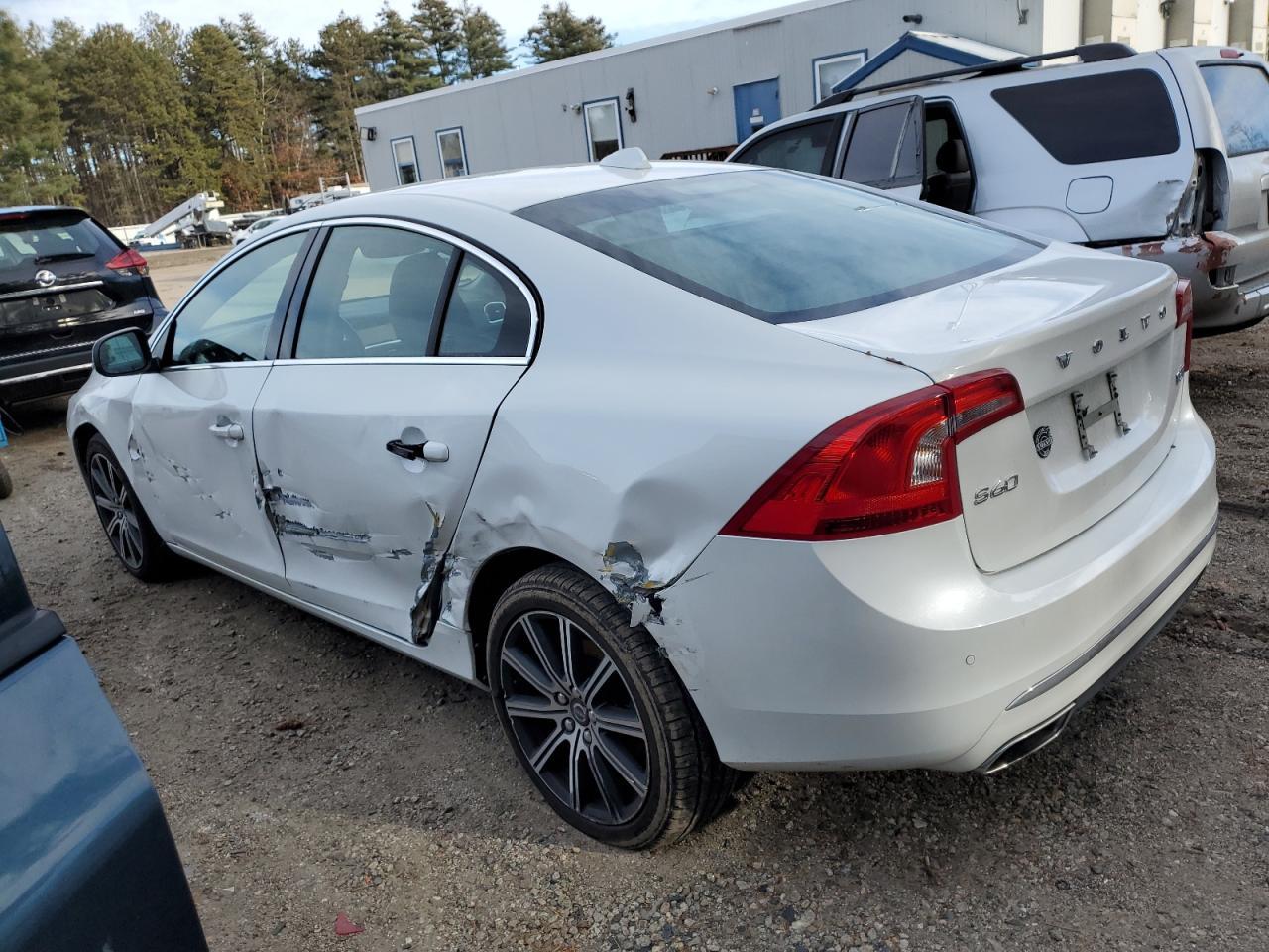 2018 VOLVO S60