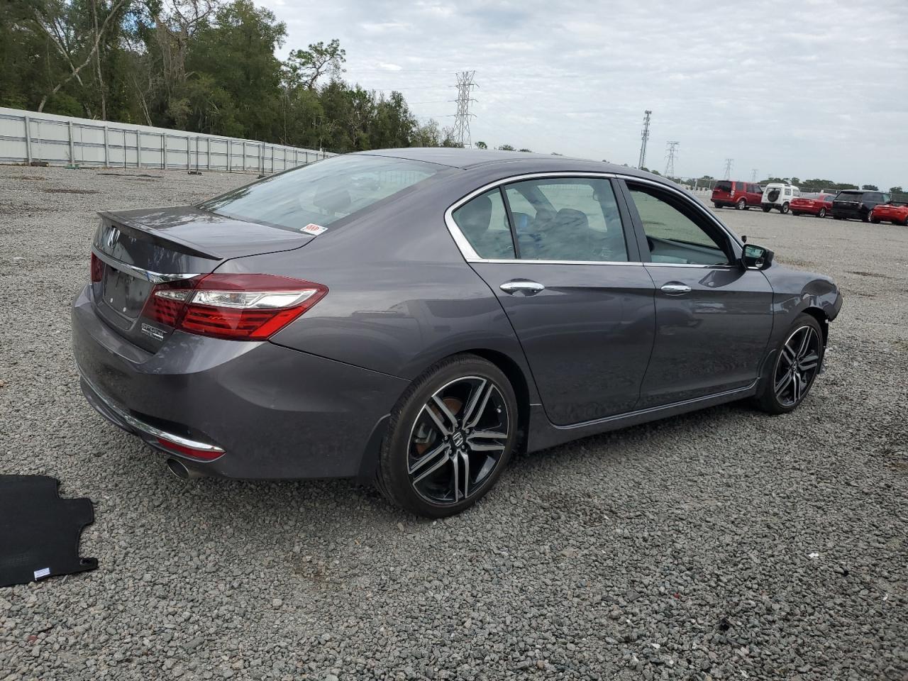 2017 HONDA ACCORD