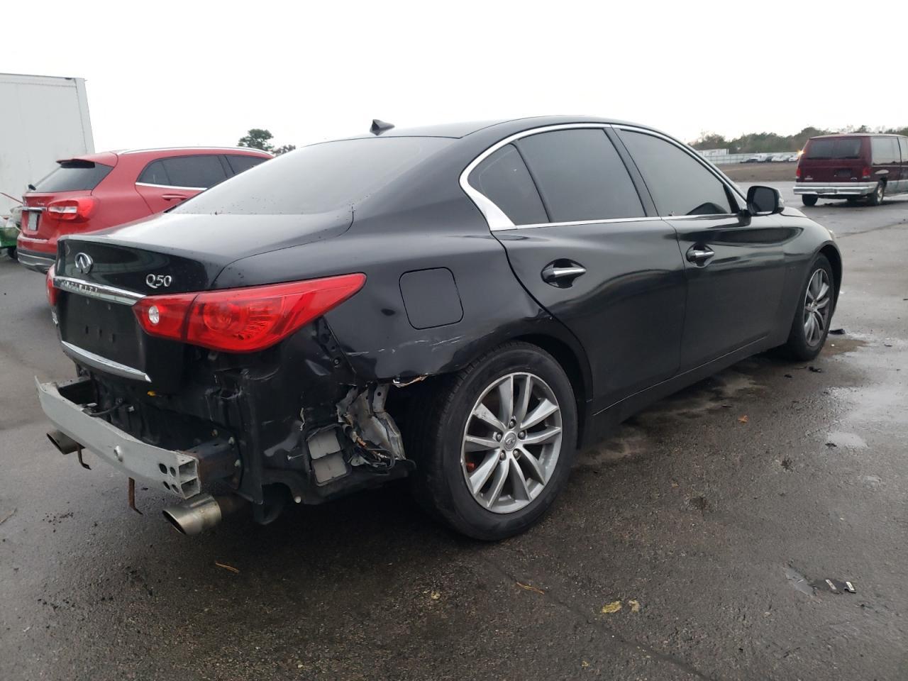 2015 INFINITI Q50