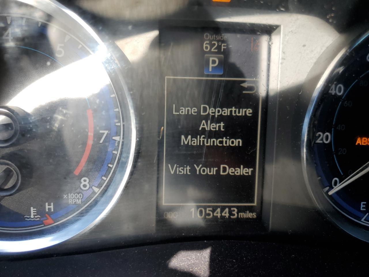 2018 TOYOTA COROLLA