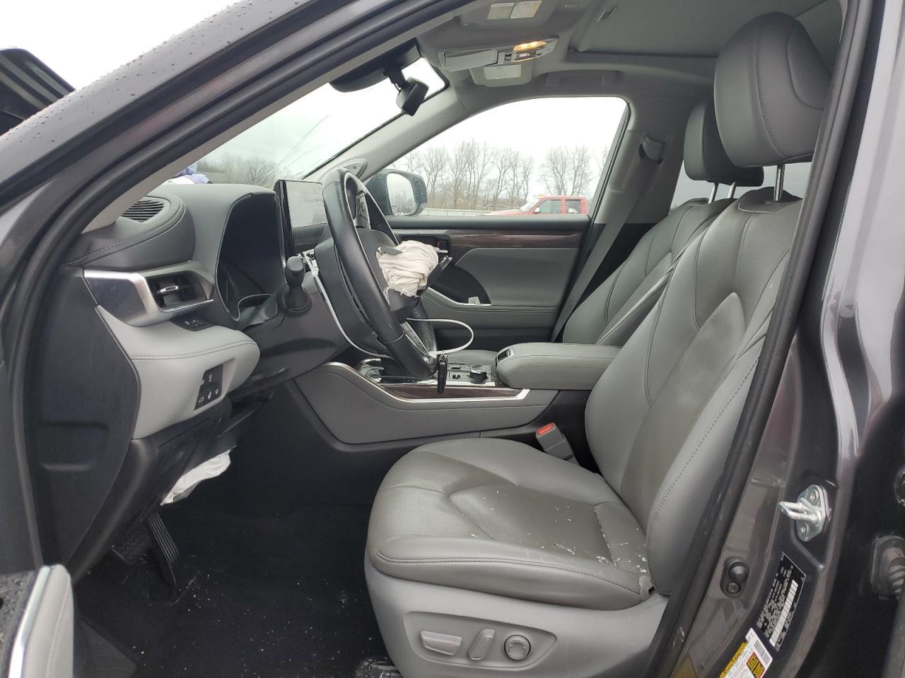 2020 TOYOTA HIGHLANDER