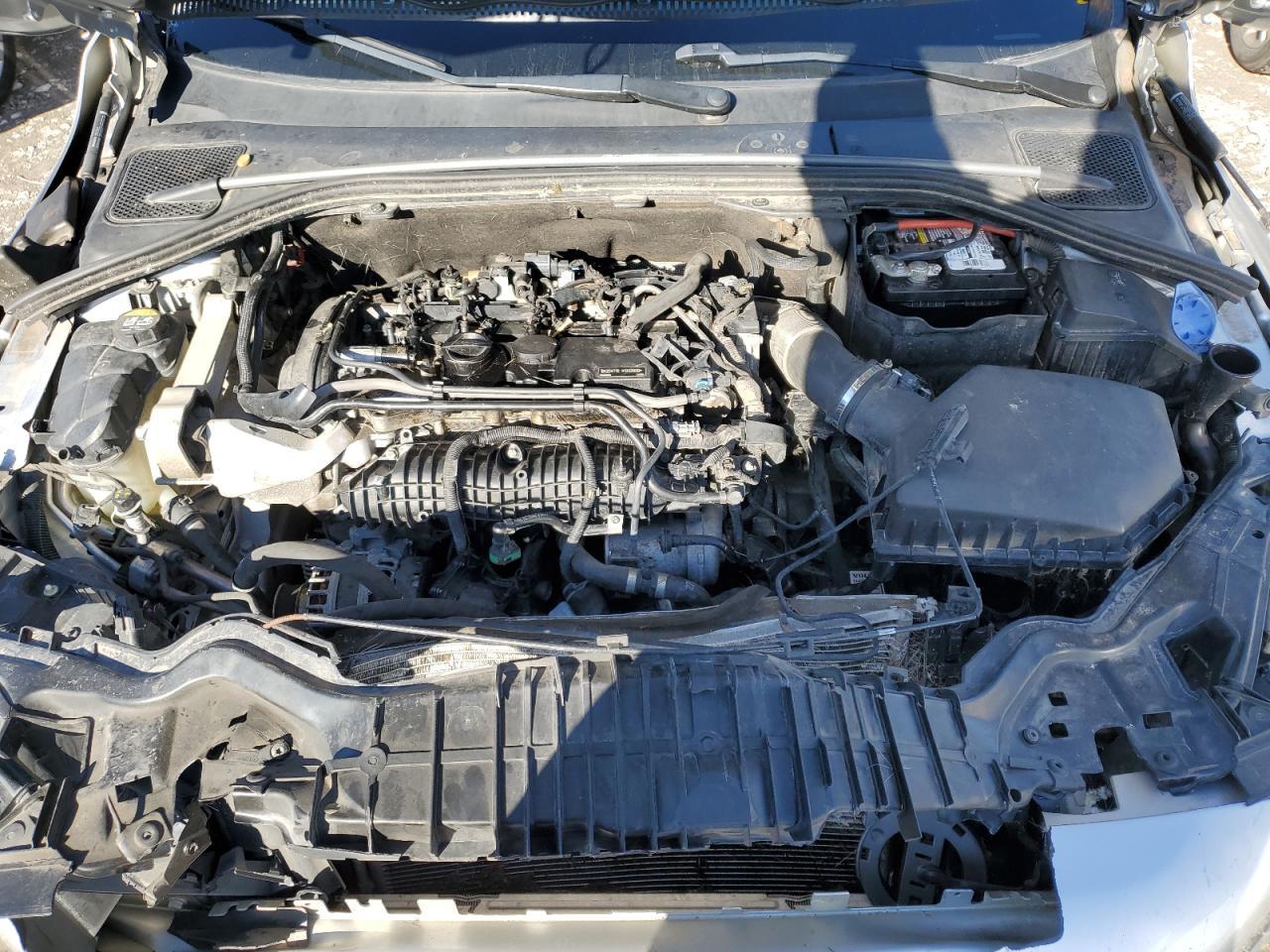 2016 VOLVO S60