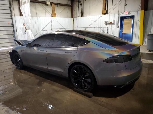 Tesla Model S 2015 