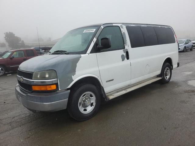 Chevrolet Express 2003 3500 (1 ton)