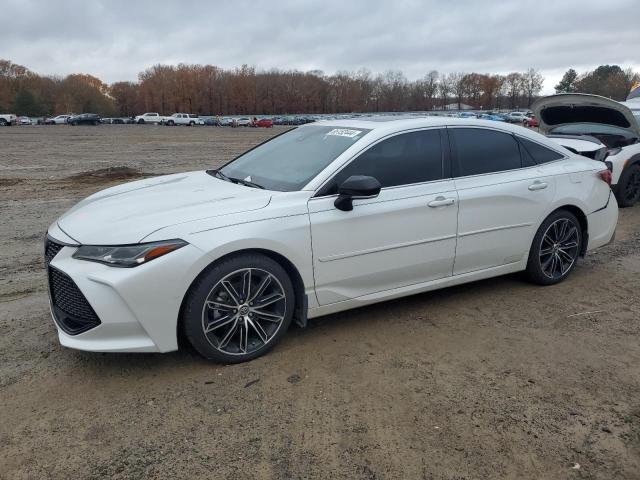 Toyota Avalon 2019 