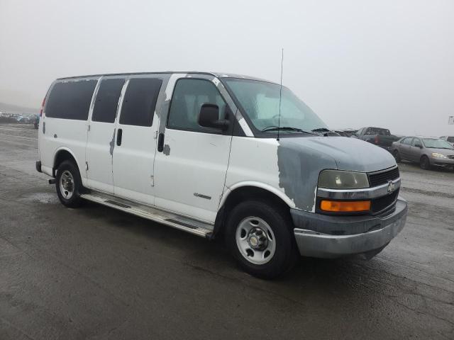 Chevrolet Express 2003 3500 (1 ton)